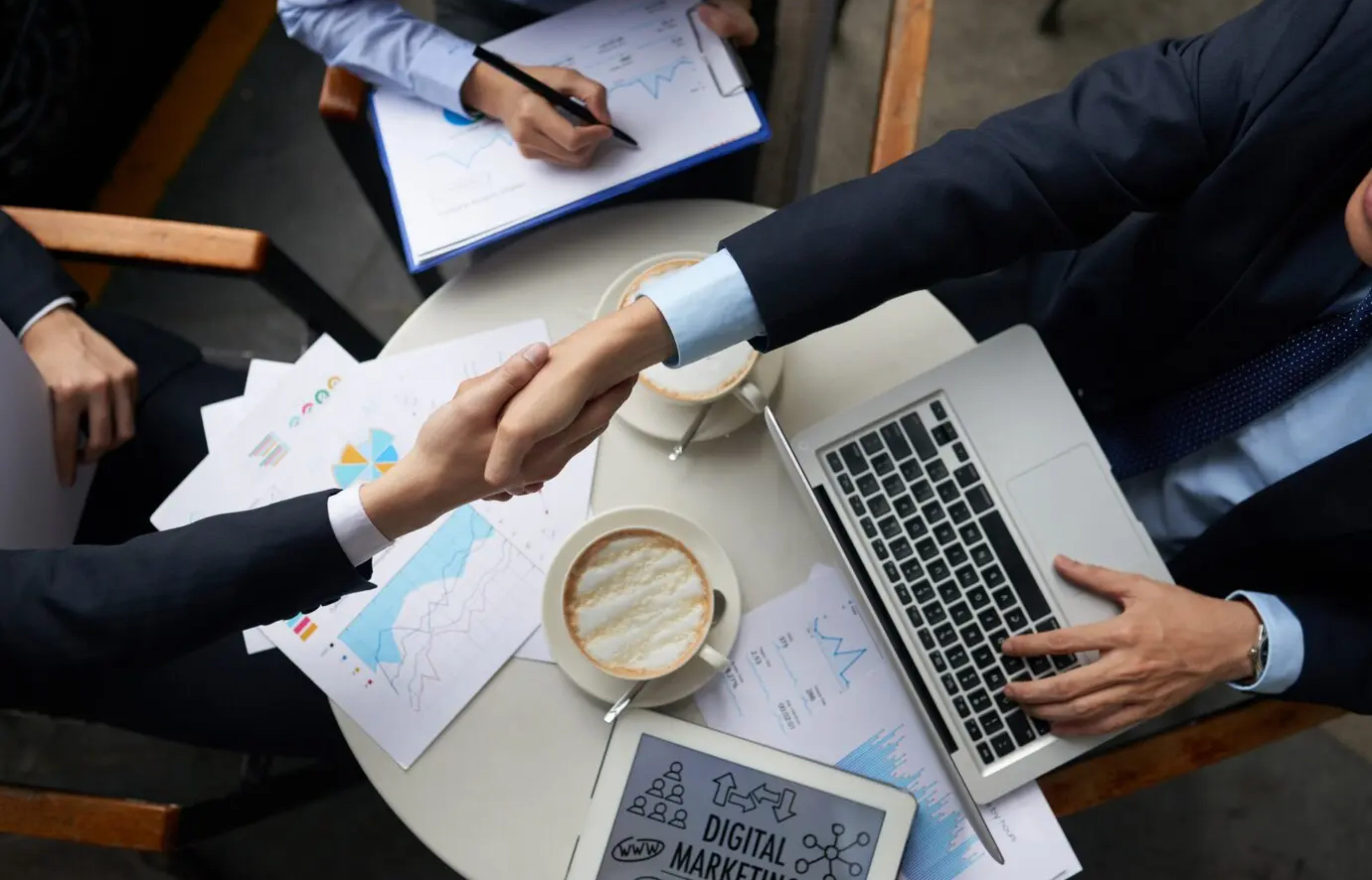 MEDIA & ENTERTAINMENT